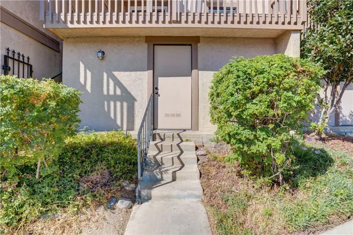 30186 Yellow Feather Drive, Canyon Lake, California 92587