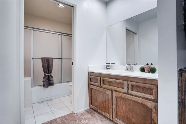 30186 Yellow Feather Drive, Canyon Lake, California 92587