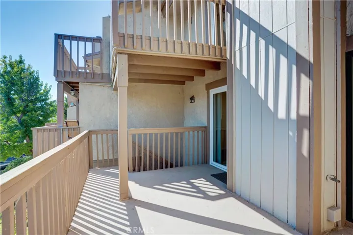 30186 Yellow Feather Drive, Canyon Lake, California 92587
