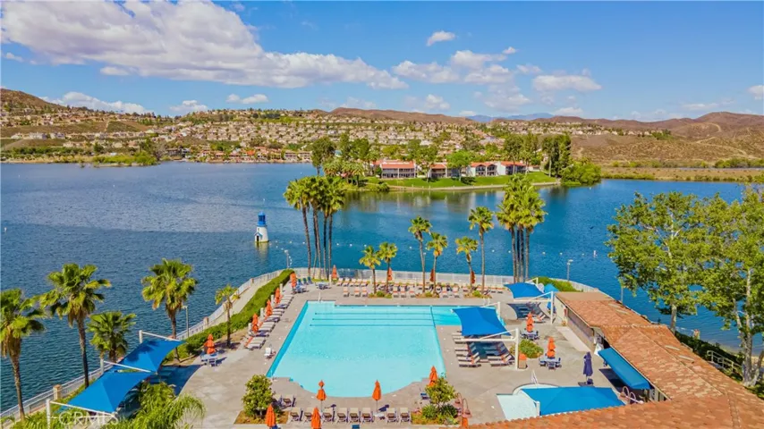 30186 Yellow Feather Drive, Canyon Lake, California 92587