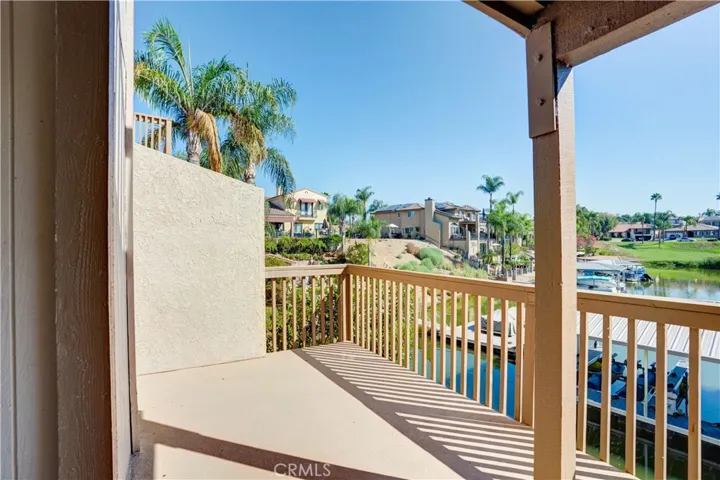30186 Yellow Feather Drive, Canyon Lake, California 92587