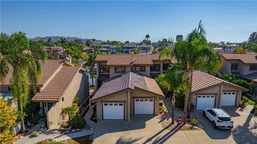 30186 Yellow Feather Drive, Canyon Lake, California 92587