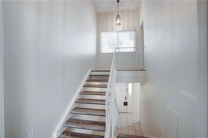 30186 Yellow Feather Drive, Canyon Lake, California 92587