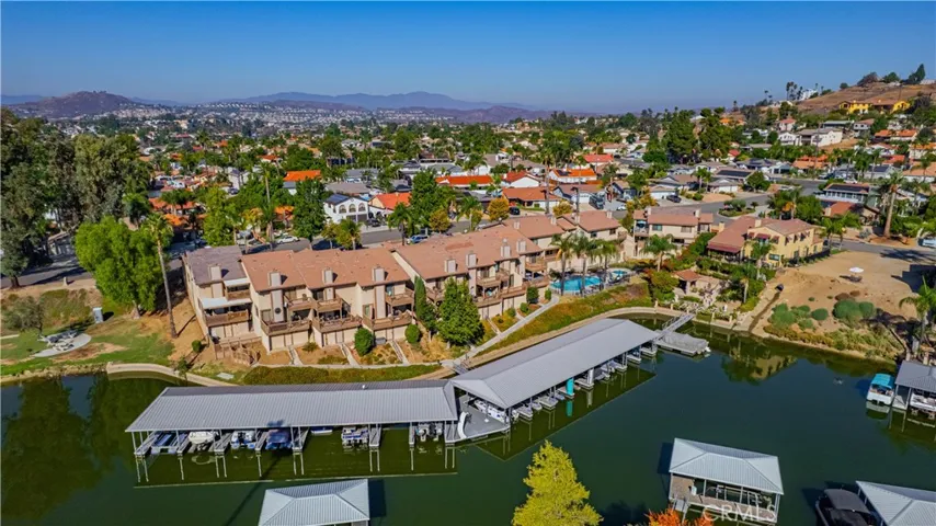 30186 Yellow Feather Drive, Canyon Lake, California 92587