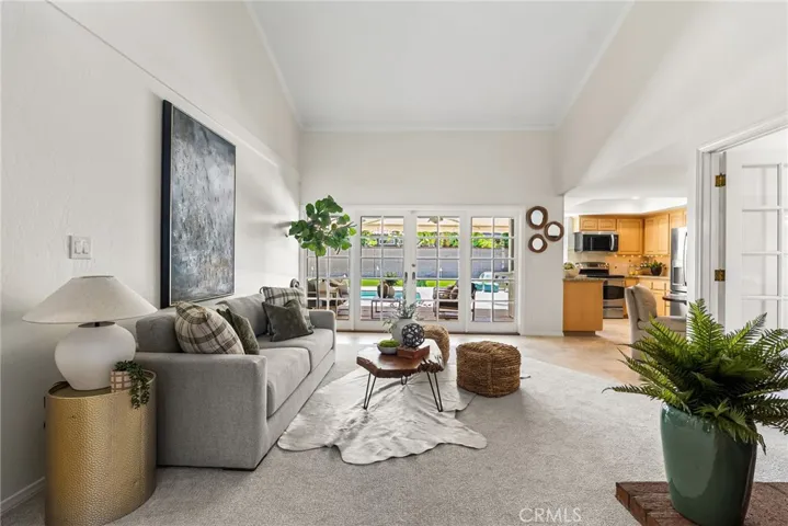 13192 Ranchwood Road, Tustin, California 92782