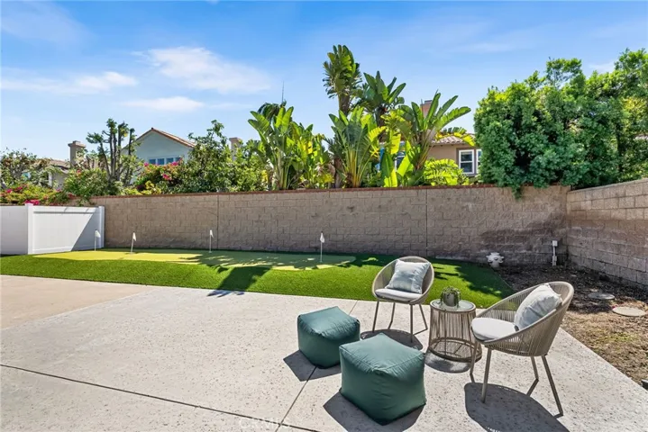 13192 Ranchwood Road, Tustin, California 92782