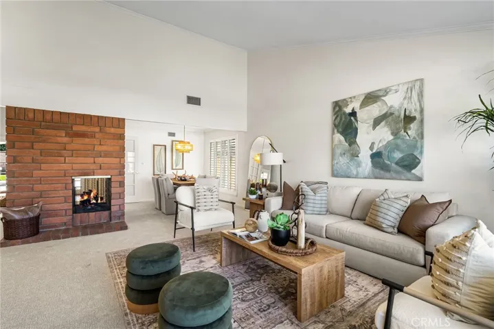 13192 Ranchwood Road, Tustin, California 92782