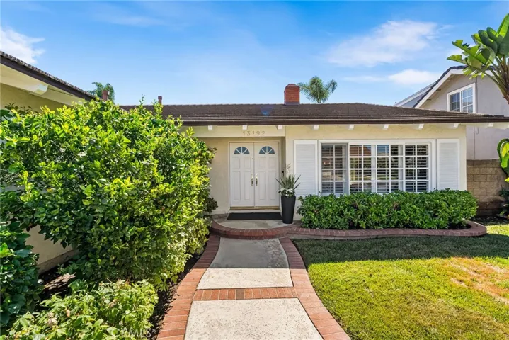 13192 Ranchwood Road, Tustin, California 92782