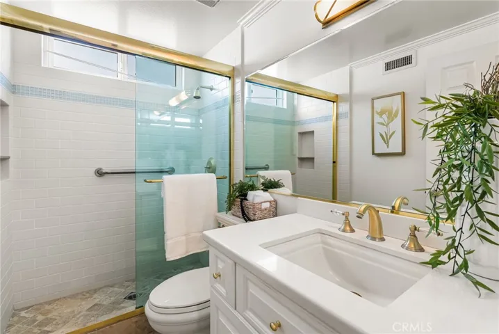 13192 Ranchwood Road, Tustin, California 92782