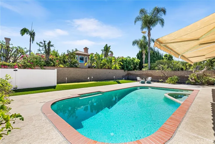 13192 Ranchwood Road, Tustin, California 92782