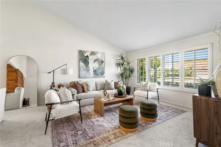13192 Ranchwood Road, Tustin, California 92782