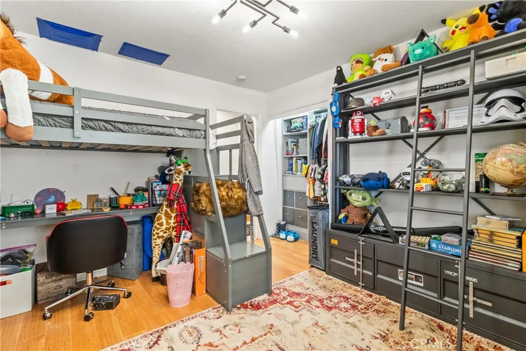 7010 W Ave A 4, Lancaster, California 93536 home-pic-25