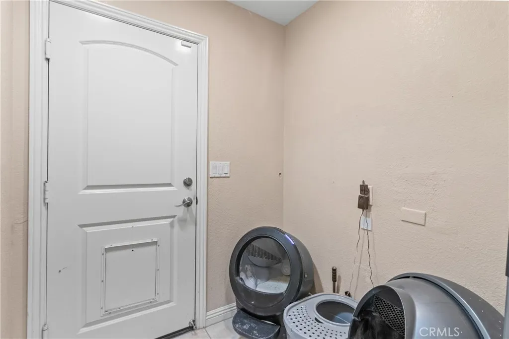 7010 W Ave A 4, Lancaster, California 93536 home-pic-30