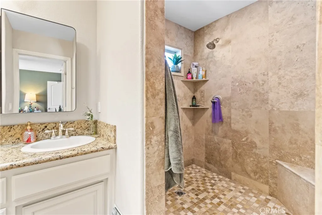 7010 W Ave A 4, Lancaster, California 93536 home-pic-27