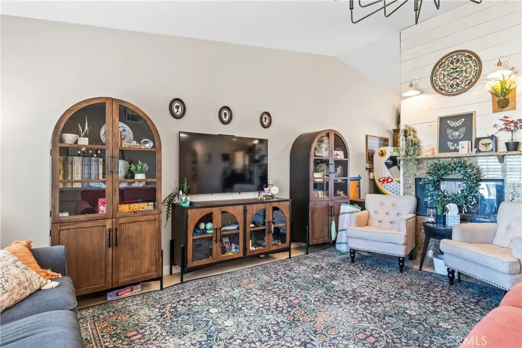 7010 W Ave A 4, Lancaster, California 93536 home-pic-7