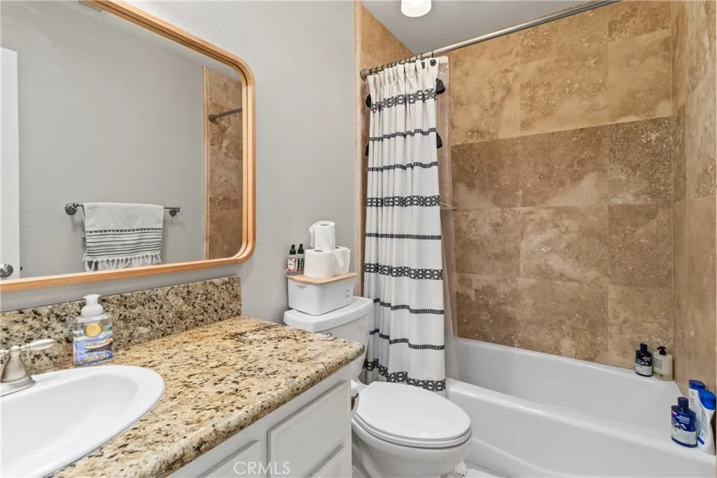 7010 W Ave A 4, Lancaster, California 93536 home-pic-29