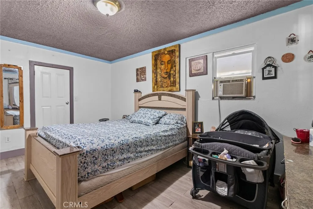 12037 Lee Ave, Adelanto, California 92301 home-pic-13