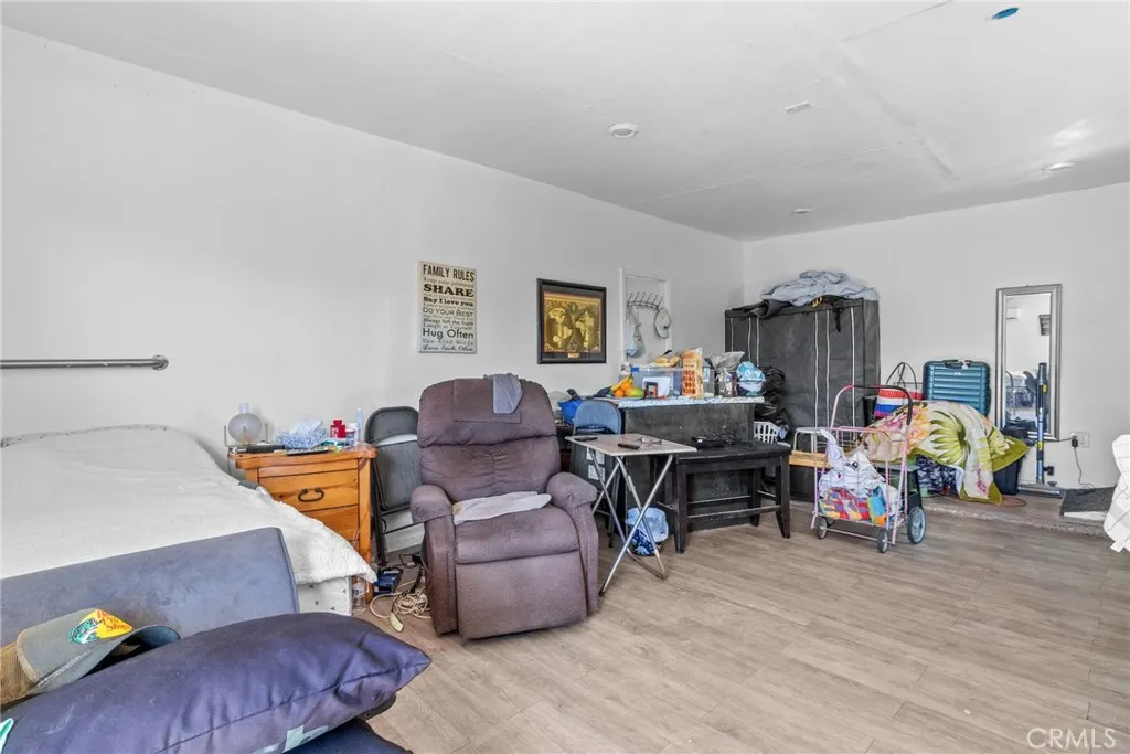 12037 Lee Ave, Adelanto, California 92301 home-pic-21