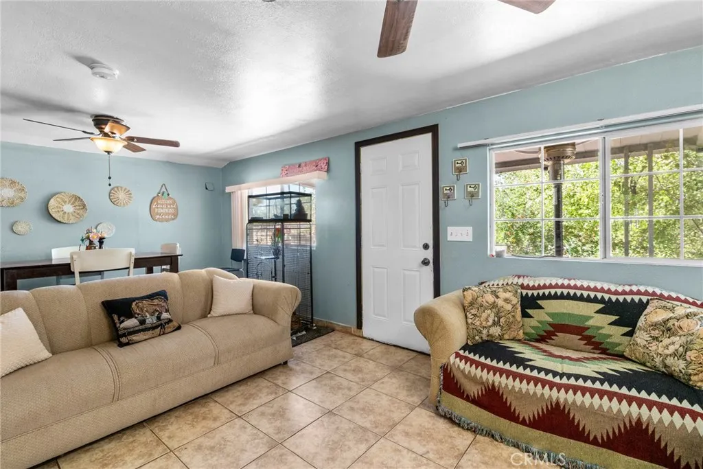12037 Lee Ave, Adelanto, California 92301 home-pic-6