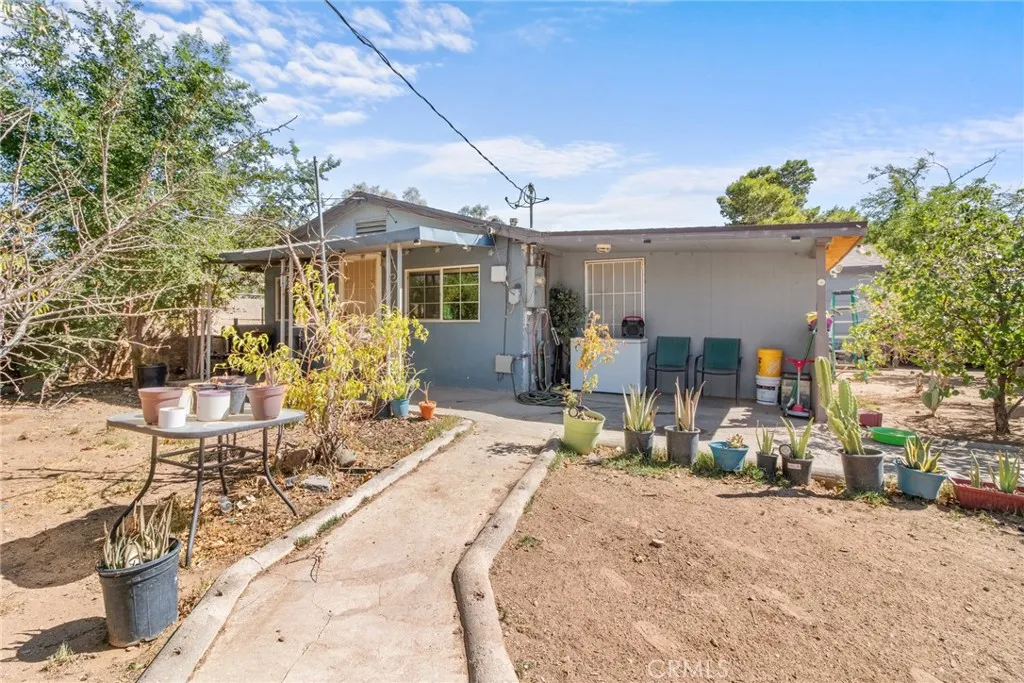 12037 Lee Ave, Adelanto, California 92301 home-pic-3