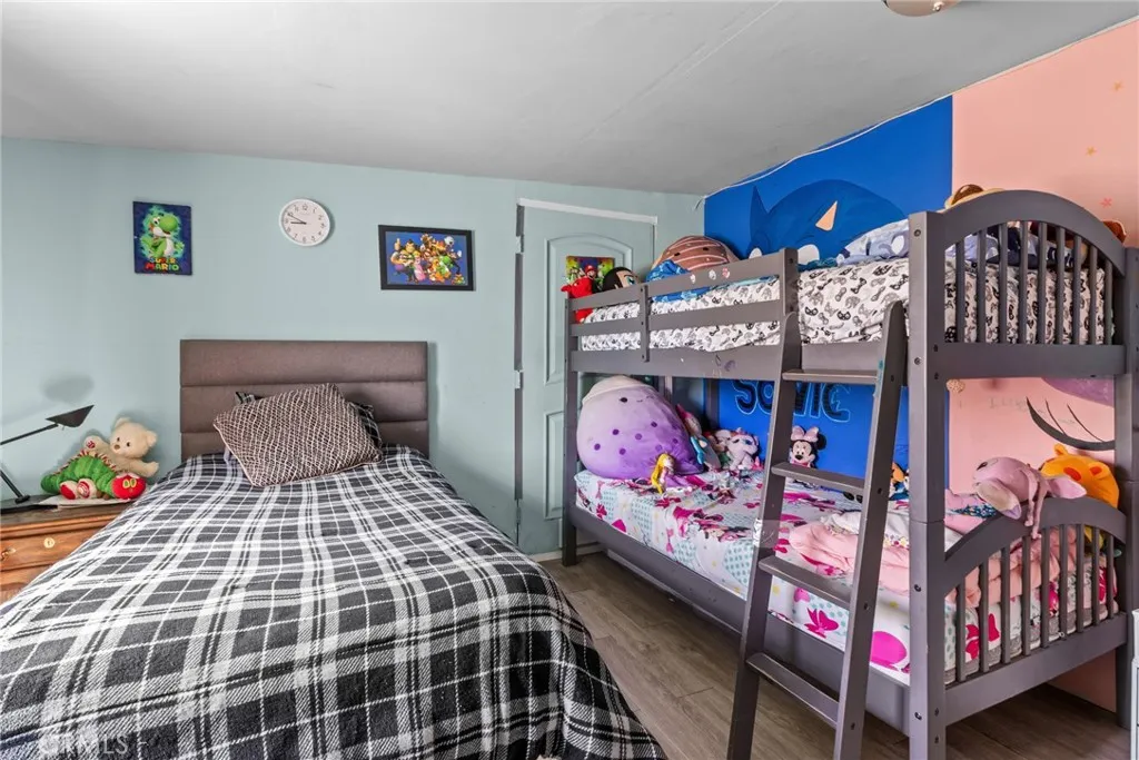12037 Lee Ave, Adelanto, California 92301 home-pic-17
