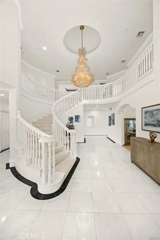 gallery-image 5