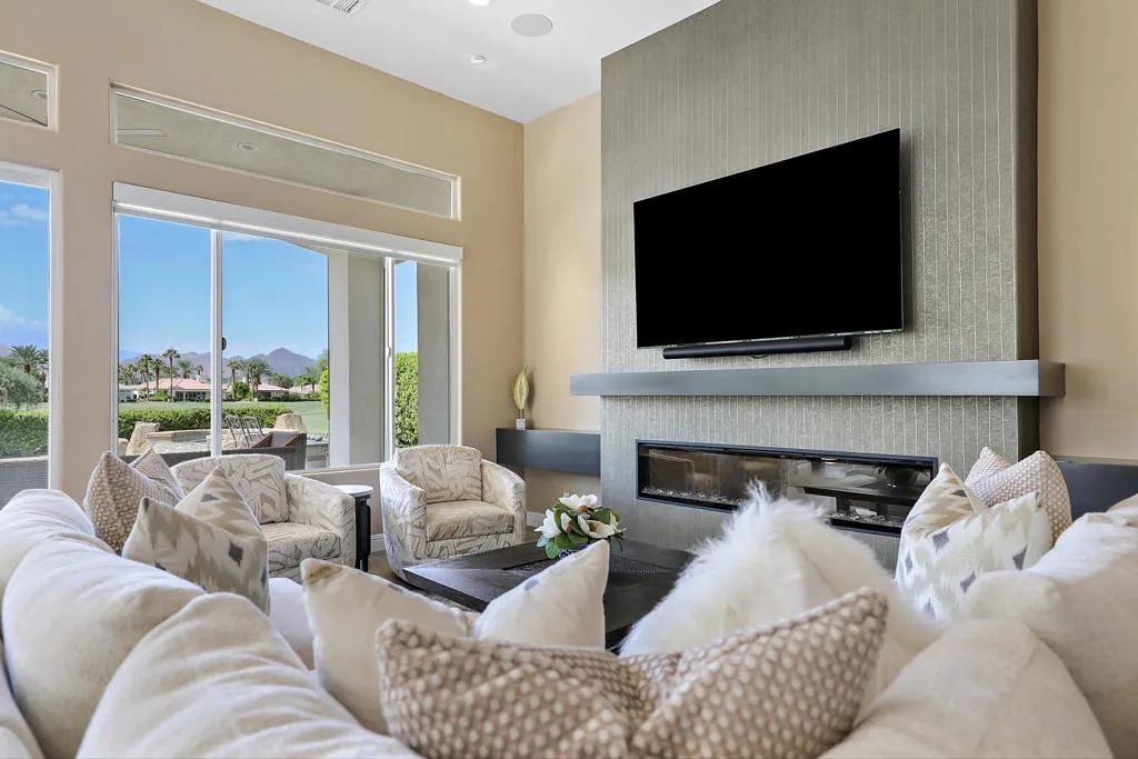 51605 Via Sorrento, La Quinta, California 92253 home-pic-4