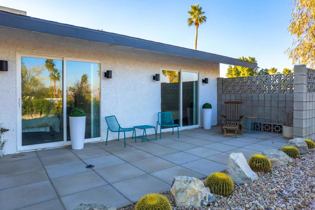 38565 Charlesworth Drive, Cathedral City, California 92234 home-pic-4