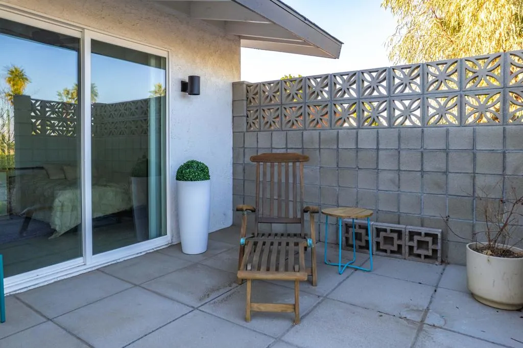 38565 Charlesworth Drive, Cathedral City, California 92234 home-pic-6