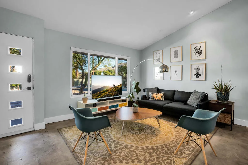 38565 Charlesworth Drive, Cathedral City, California 92234 home-pic-9