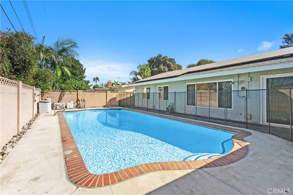 1519 Lovering, Fullerton, California 92833 home-pic-28