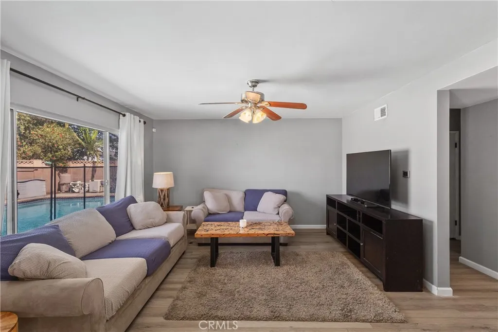 1519 Lovering, Fullerton, California 92833 home-pic-10