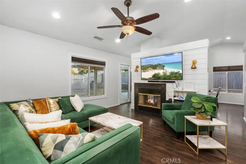 24667 Malbec St, Murrieta, California 92562 home-pic-5