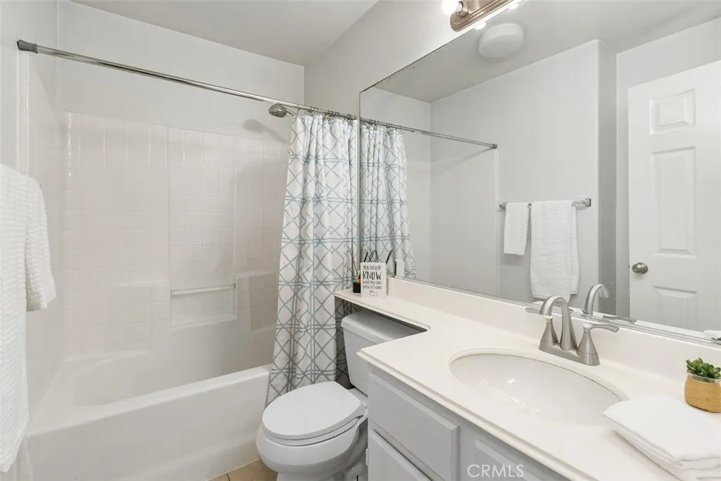 24667 Malbec St, Murrieta, California 92562 home-pic-26