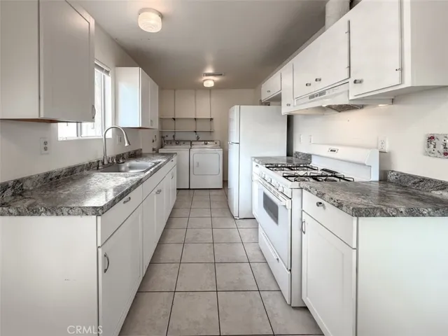 660 Sann Huerta Street, Hemet, California 92545