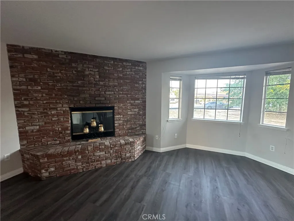 18540 Seaforth Street, Hesperia, California 92345 home-pic-3