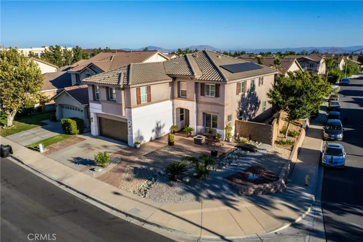 16825 Maidstone Lane, Fontana, California 92336