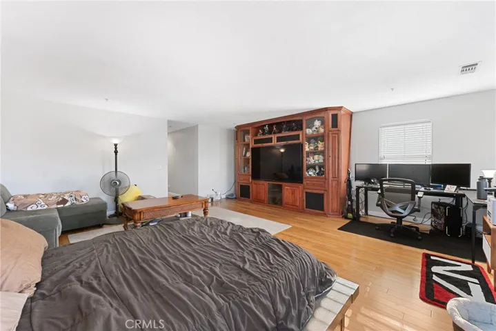 16825 Maidstone Lane, Fontana, California 92336