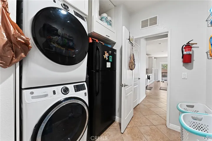 16825 Maidstone Lane, Fontana, California 92336