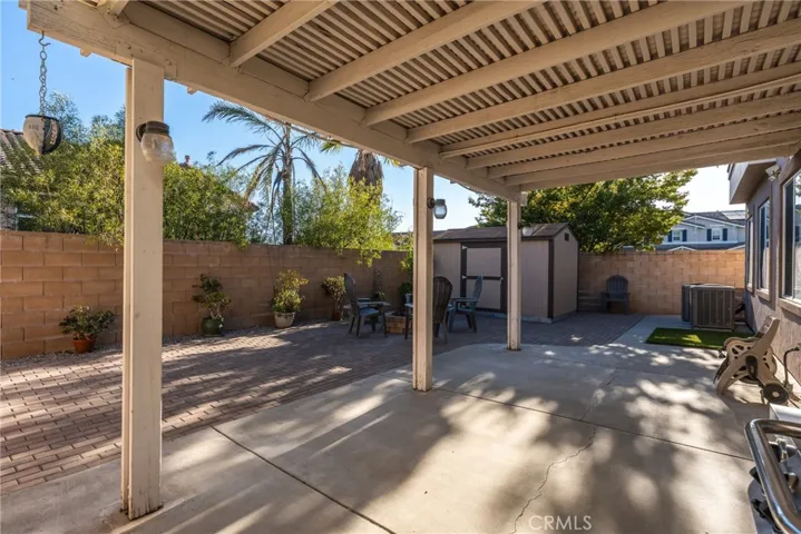16825 Maidstone Lane, Fontana, California 92336