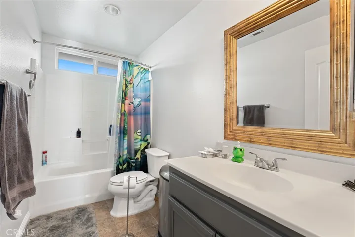 16825 Maidstone Lane, Fontana, California 92336
