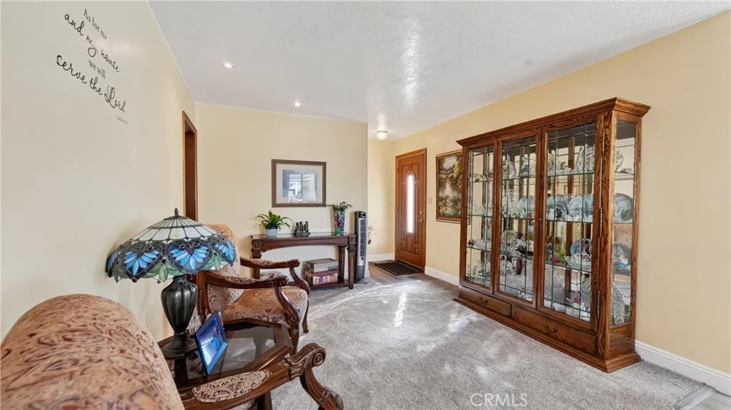 1107 W 210th Street, Torrance, California 90502 home-pic-11