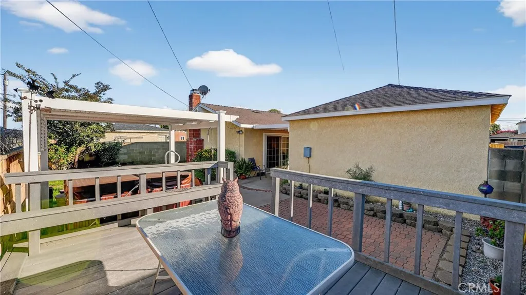 1107 W 210th Street, Torrance, California 90502 home-pic-30