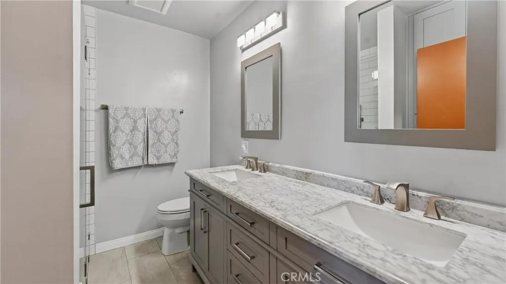 1107 W 210th Street, Torrance, California 90502 home-pic-22