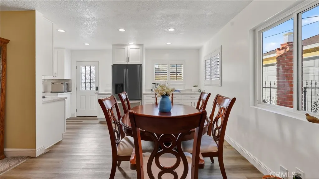 1107 W 210th Street, Torrance, California 90502 home-pic-12