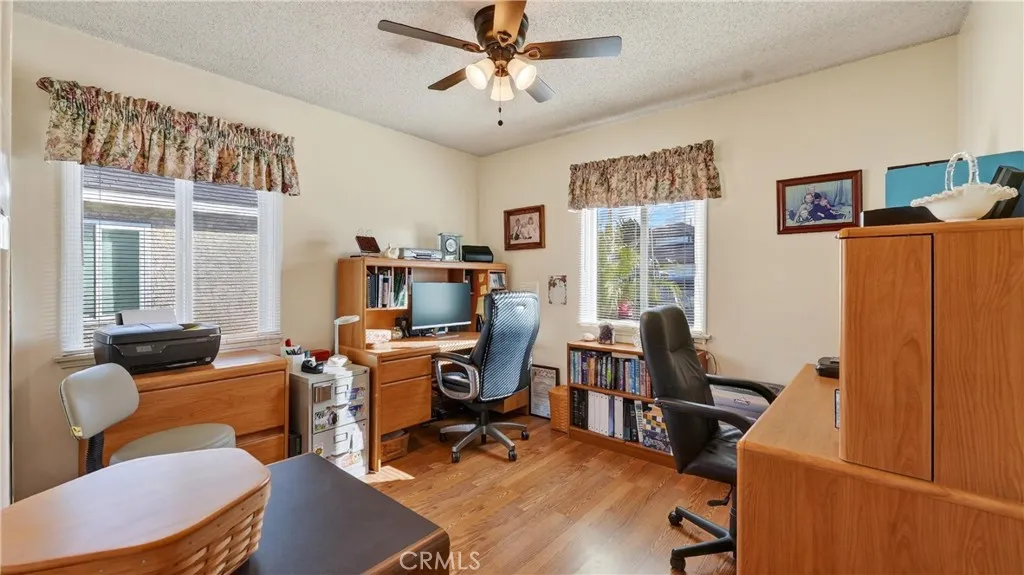 1107 W 210th Street, Torrance, California 90502 home-pic-18