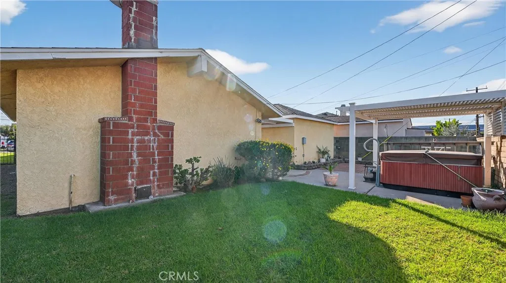 1107 W 210th Street, Torrance, California 90502 home-pic-28