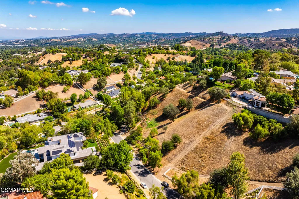 24910 John Fremont Rd Hidden Hills