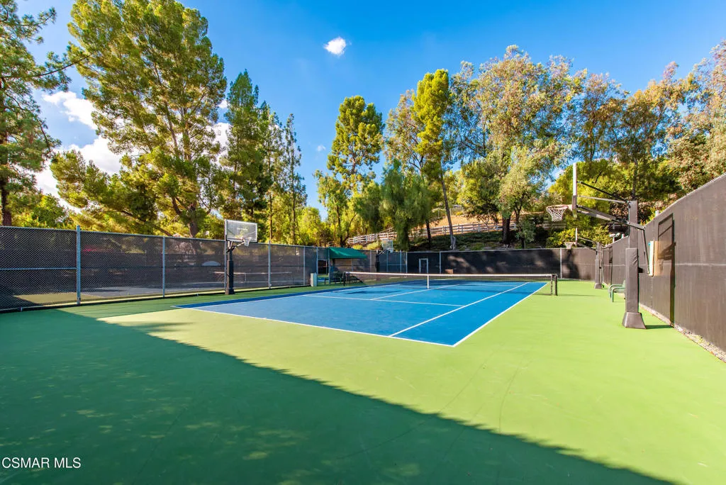 24910 John Fremont Road, Hidden Hills, California 91302 home-pic-62