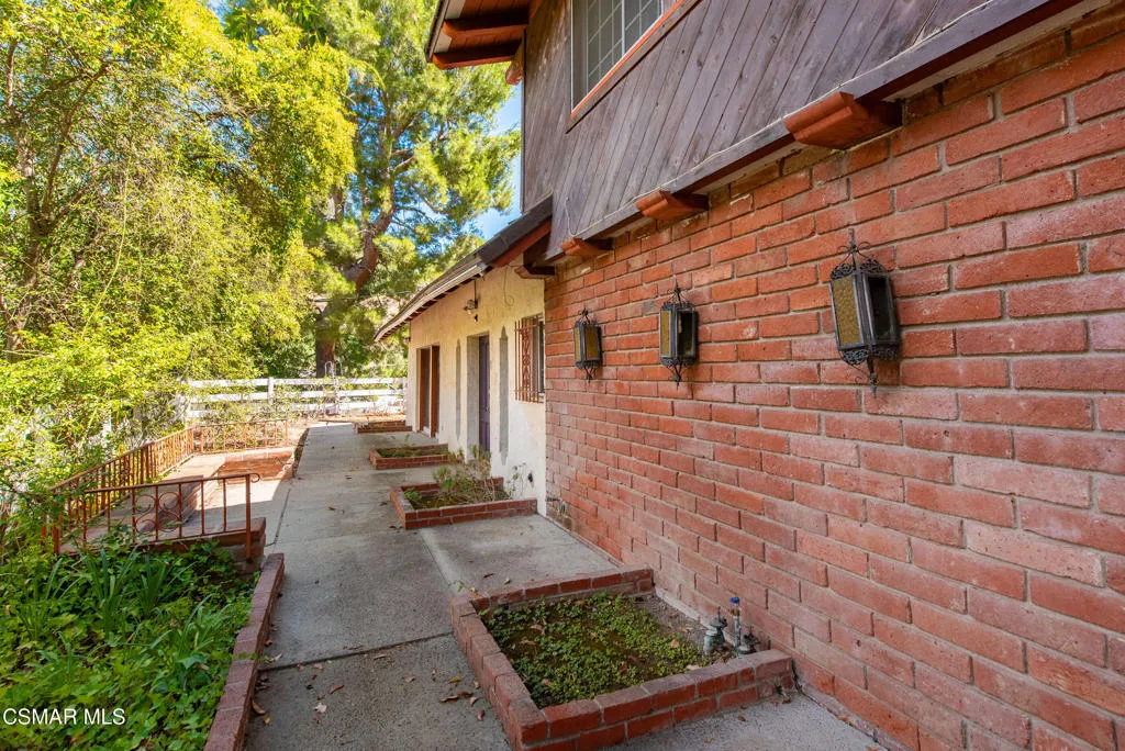 24910 John Fremont Road, Hidden Hills, California 91302 home-pic-8